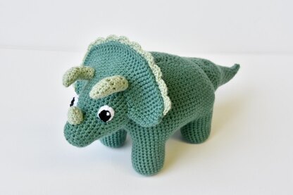 Triceratops Dinosaur Amigurumi