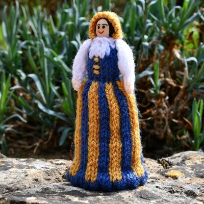 Finland National Costume Peg Doll Knitting Pattern