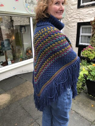 Simple Cosy Poncho