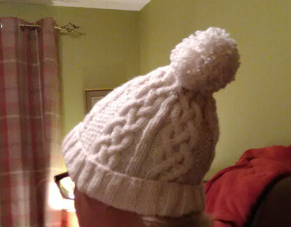 Bobble hat