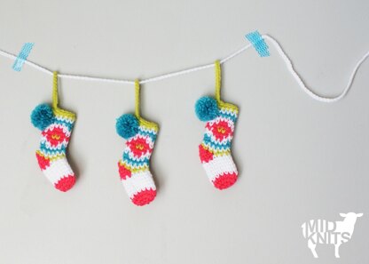 Fair Isle Mini-Stocking Ornament (2015036)