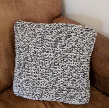 Easy Chunky Pillow