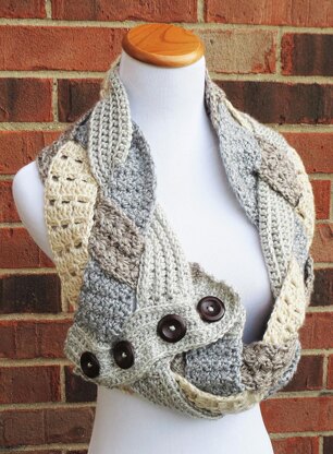 Twisted Textures Braided Cowl