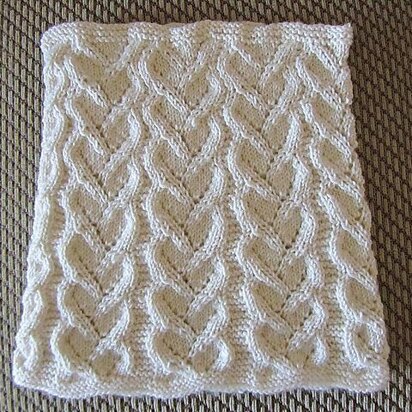 Vining Lace Cowl