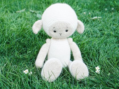 Knitting Milky The Lamb toy