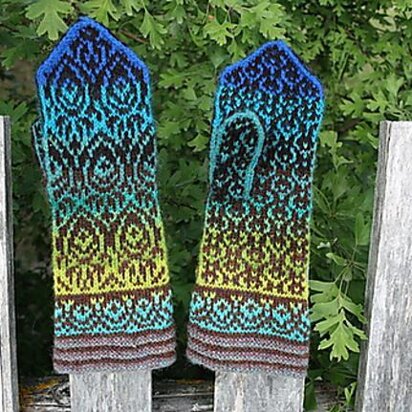 Peacock Feathers Mittens