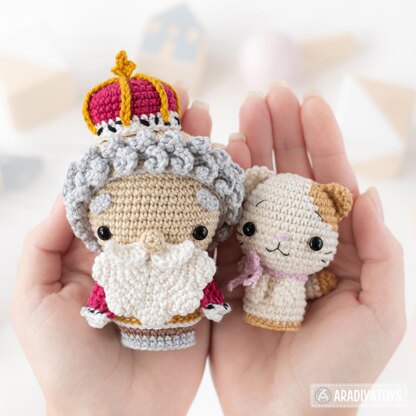 Royal Family Crochet Pattern by AradiyaToys Shiba Inu Amigurumi Tutorial King DIY Handmade Queen Animals Crochet Patterns (Olka Novytska)