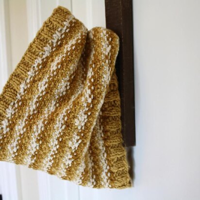 Giraffe Cowl