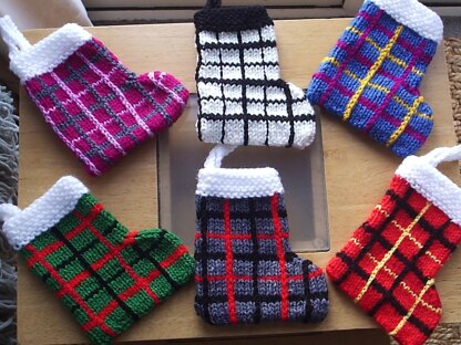 DK knitting pattern Plaid Tartan Christmas stockings chocolate gift home decoration