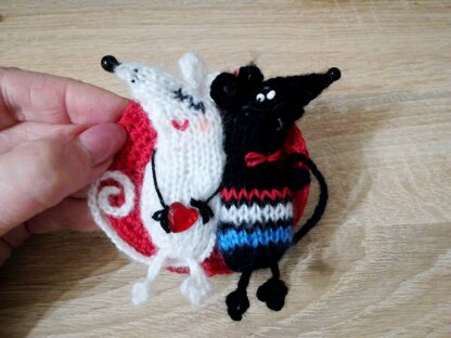 Knitting pattern The mice in love magnet Valentine's Day