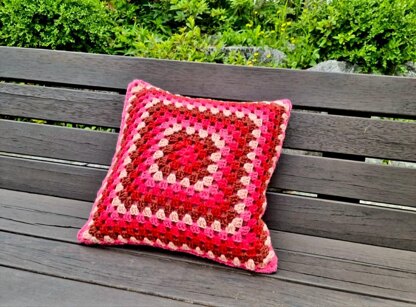 La Vie en rose Cushion 26