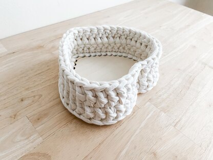 Happy Heart Basket Crochet Pattern