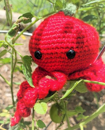 Octomato Amigurumi