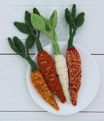 Knitted carrot: Easter Spring Decor