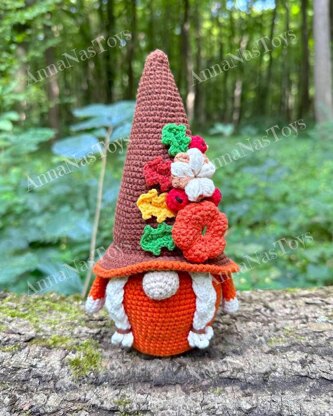 Autumn gnome girl
