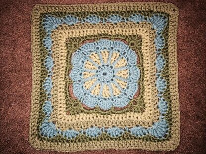 Gretchen Afghan Square