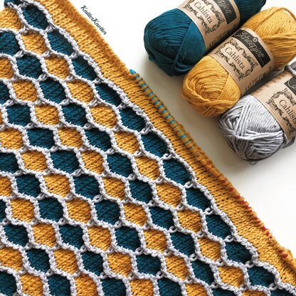 Madhu Honeycomb Blanket