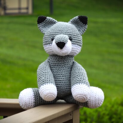 Walter the Wolf Amigurumi