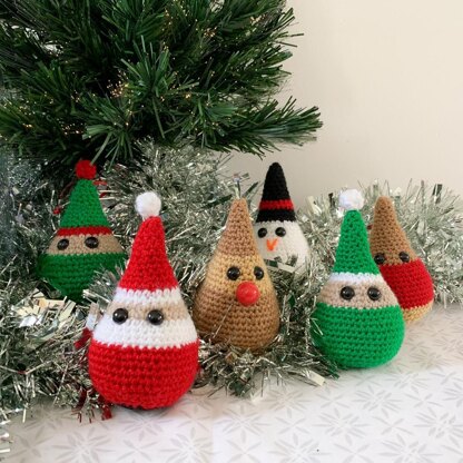 Festive Friends: Christmas Decorations