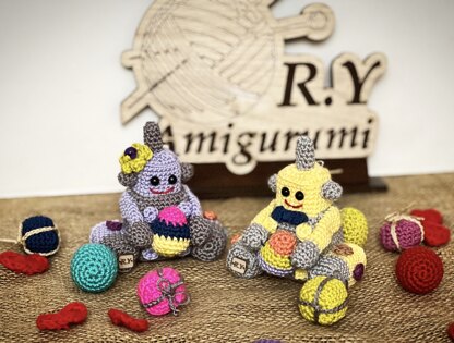 Amigurumi Easter robot keychain