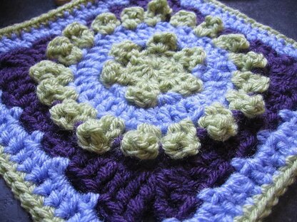 Dog Days Afghan 9" Beginner Block with 7" Hexagon