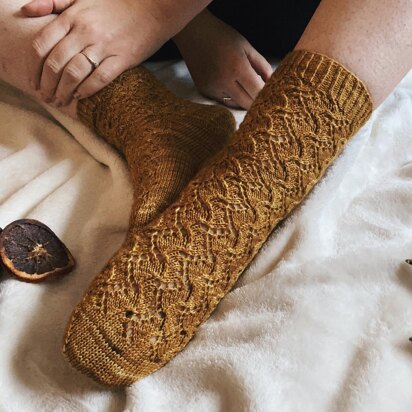 Limerence Socks - knitting pattern