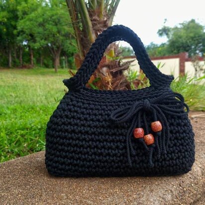 Crochet handbag pattern