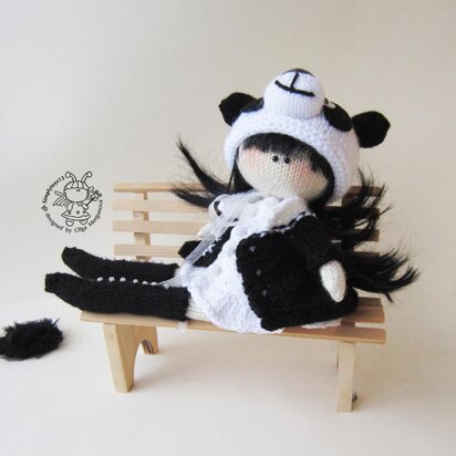 Doll Panda girl knitted flat