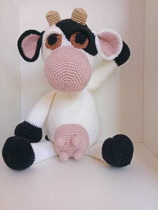 Crochet Amigurumi Toy Cow Bubbles