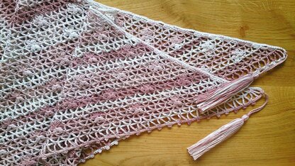 Spring flower shawl