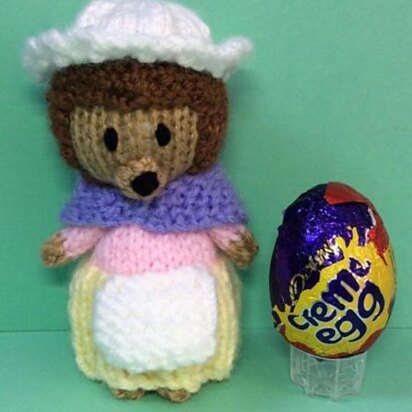 Peter Rabbit Mrs Tiggywinkle Creme Egg Choc Cover - knitting pattern