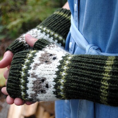 Darling Deer - knitting pattern