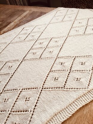 Crossed Diamond Blanket