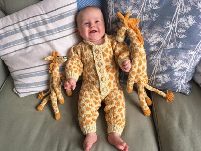 FREE Baby Giraffe Onesie