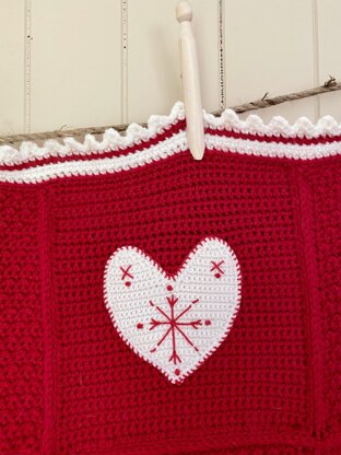 Nordic Blanket Crochet pattern by KATE EASTWOOD