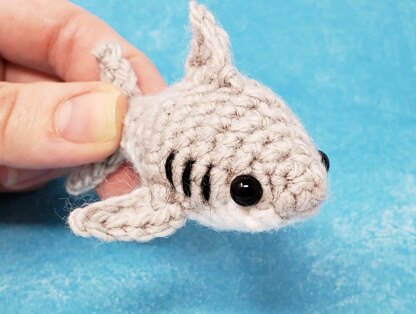 Sam the Shark Amigurumi