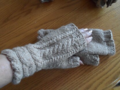 Willow Bark Mitts