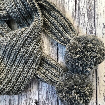 Ribbed Pompom Scarf