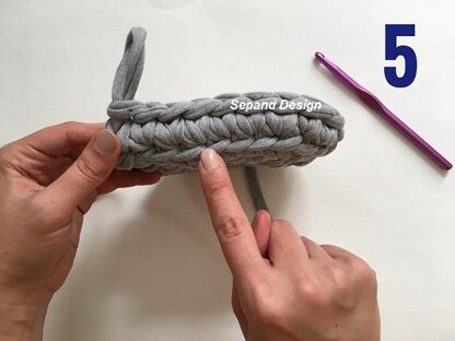 Recycled (t-shirt) yarn basket container-110