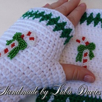 Crochet Christmas Fingerless Mittens