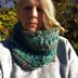 Mottled Green Cowl