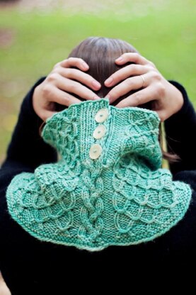 Demeter Cowl