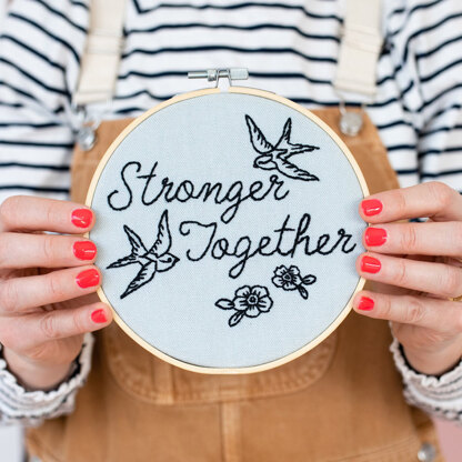 Cotton Clara Stronger Together Embroidery Kit - 16cm (Sage)