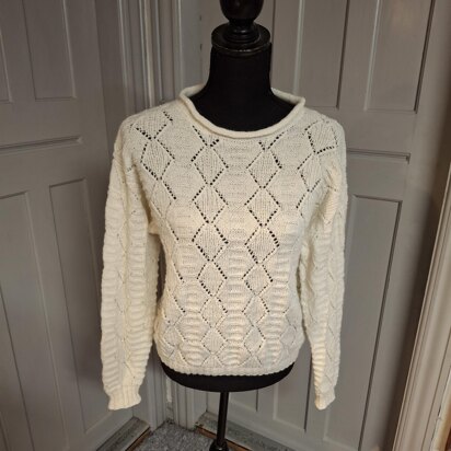 SHEILA, woollen jumper in lace pattern - knitting pattern