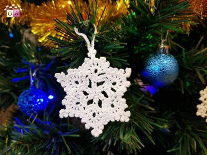 Openwork snowflake 2