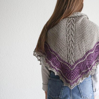 Lakes Shawl - knitting pattern