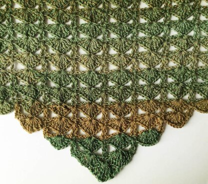 Peacock Shell Triangular Scarf