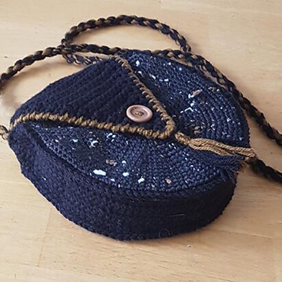 Round Tweed Purse