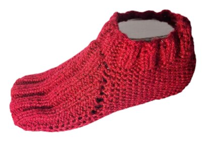 Slippers in Circular Needles Knitting Pattern