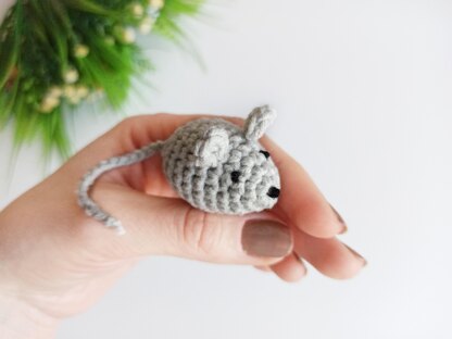 Animal Crochet Kit. Mouse Crafting. Mouse Crochet Easy Kit. 